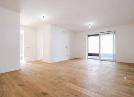 Квартира за 560 000 евро в Любляне, Словения