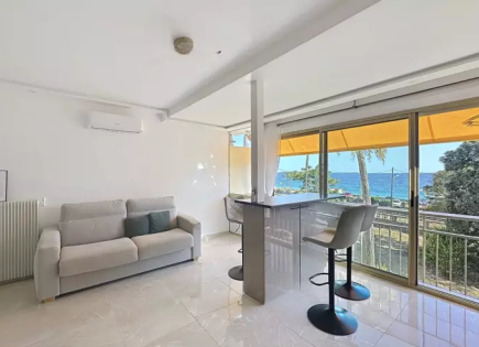 Квартира за 315 000 евро в Каннах, Франция