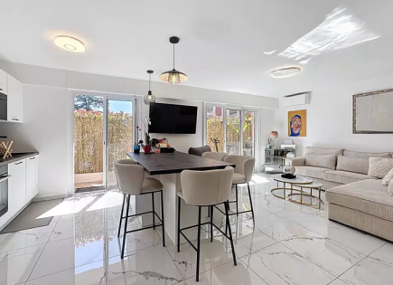 Квартира за 259 000 евро в Каннах, Франция