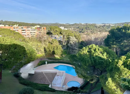 Квартира за 466 000 евро в Каннах, Франция