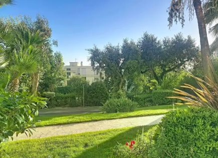 Квартира за 245 000 евро в Каннах, Франция