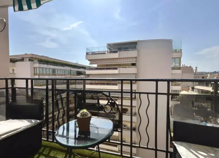 Квартира за 490 000 евро в Каннах, Франция