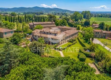 Апартаменты за 295 000 евро в Кортоне, Италия