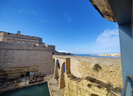 Квартира за 950 000 евро в Сан-Лоренце, Мальта