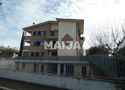 Апартаменты за 135 000 евро в Риети, Италия