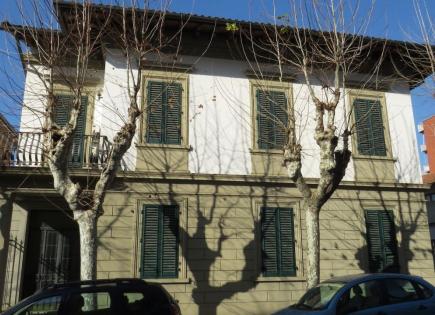 Вилла за 680 000 евро в Монтекатини-Терме, Италия