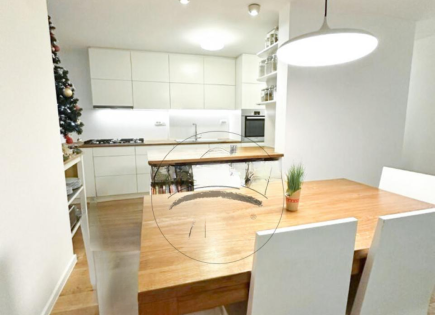 Квартира за 385 000 евро в Любляне, Словения