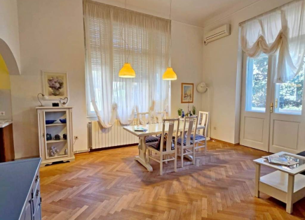 Квартира за 571 000 евро в Опатии, Хорватия