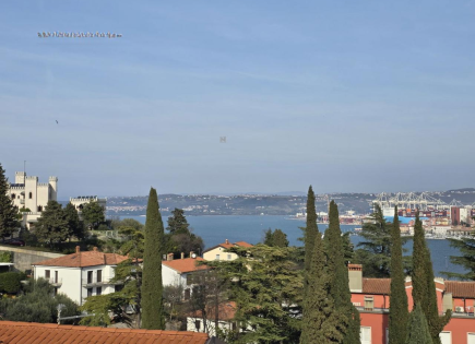 Квартира за 330 000 евро в Копере, Словения