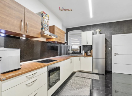 Квартира за 785 000 евро в Люксембурге, Люксембург