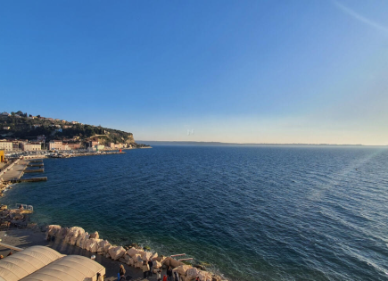 Квартира за 620 000 евро в Пиране, Словения