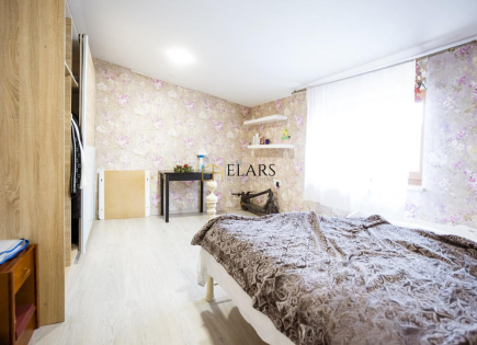 Квартира за 410 000 евро в Пиране, Словения