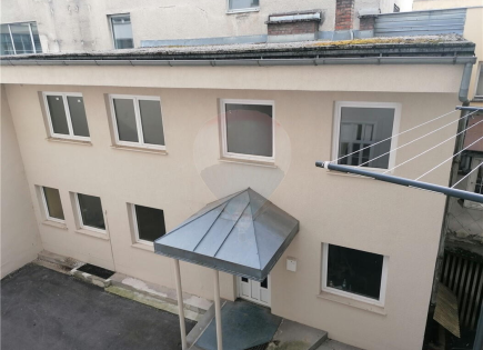 Офис за 550 000 евро в Любляне, Словения