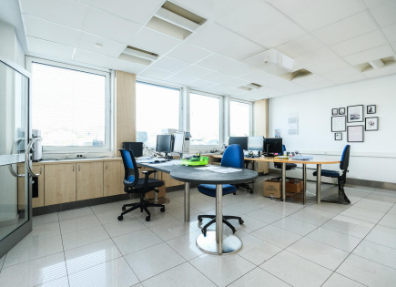 Офис за 739 000 евро в Любляне, Словения