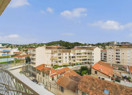 Квартира за 259 000 евро в Каннах, Франция