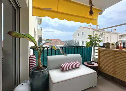 Квартира за 455 800 евро в Каннах, Франция