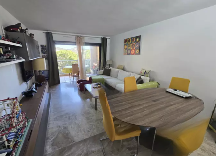 Квартира за 294 000 евро в Каннах, Франция