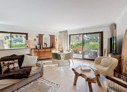 Квартира за 389 000 евро в Каннах, Франция