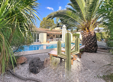 Квартира за 895 000 евро в Каннах, Франция