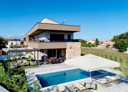 Дом за 670 000 евро в Марчане, Хорватия