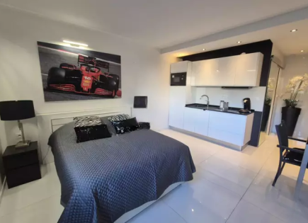 Квартира за 285 000 евро в Каннах, Франция