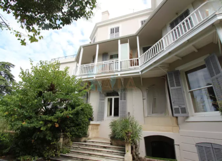 Квартира за 249 000 евро в Каннах, Франция