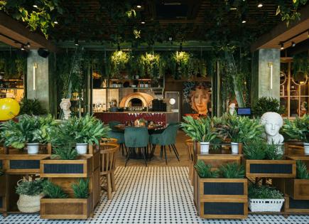 Коммерческая недвижимость за 900 000 евро в Барселоне, Испания