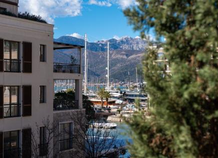 Апартаменты за 1 075 000 евро в Тивате, Черногория