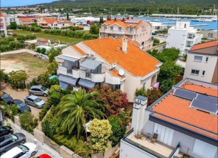 Отель, гостиница за 2 100 000 евро в Бибинье, Хорватия