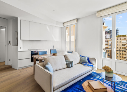 Квартира за 3 200 000 евро в Сен-Романе, Монако