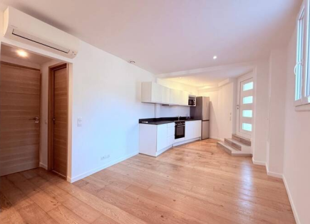 Квартира за 159 000 евро в Каннах, Франция