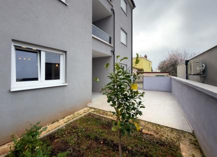 Квартира за 280 000 евро в Перое, Хорватия