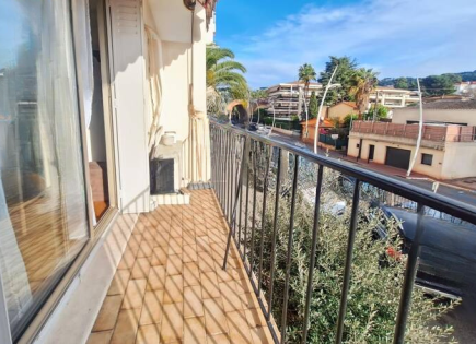 Квартира за 263 000 евро в Каннах, Франция