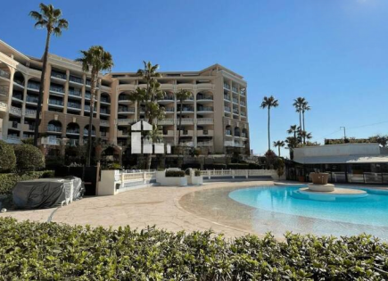 Квартира за 369 000 евро в Каннах, Франция