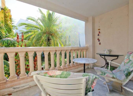 Квартира за 390 000 евро в Каннах, Франция