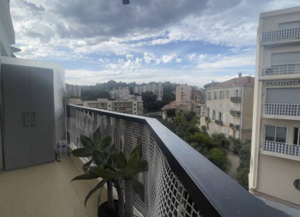 Квартира за 299 000 евро в Каннах, Франция