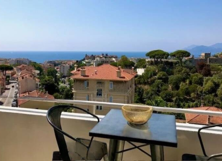 Квартира за 279 000 евро в Каннах, Франция