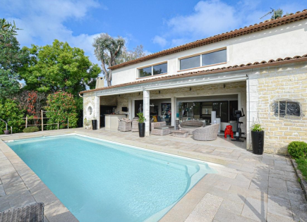 Квартира за 1 495 000 евро в Каннах, Франция