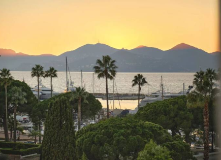 Квартира за 650 000 евро в Каннах, Франция