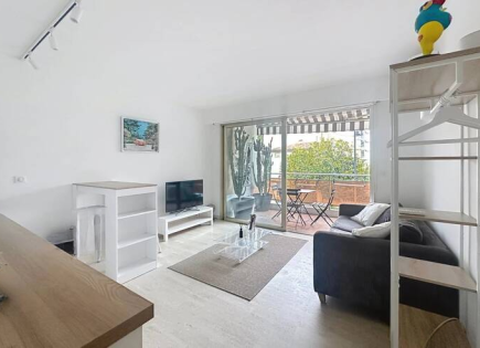 Квартира за 260 000 евро в Каннах, Франция