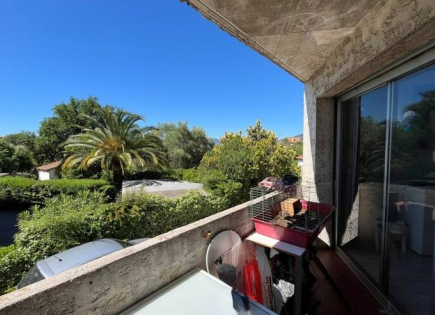 Квартира за 242 000 евро в Каннах, Франция