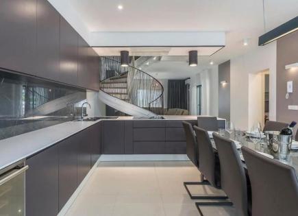 Вилла в Новиграде, Хорватия (цена по запросу)