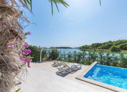 Отель, гостиница в Медулине, Хорватия (цена по запросу)