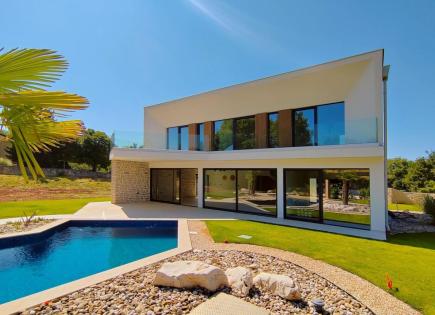 Вилла за 1 170 000 евро в Тиняне, Хорватия