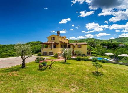 Вилла за 650 000 евро в Мотовуне, Хорватия