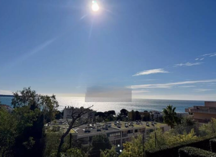 Квартира за 219 000 евро в Каннах, Франция