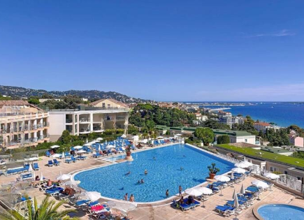 Квартира за 249 000 евро в Каннах, Франция