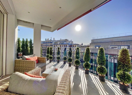 Квартира за 1 495 000 евро в Каннах, Франция