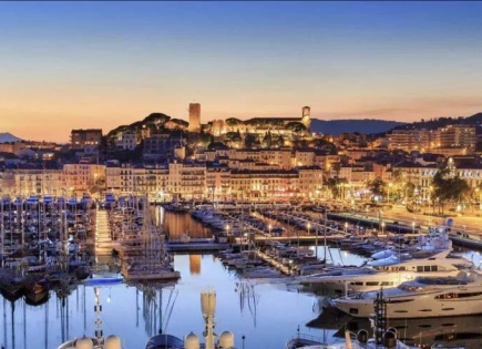 Квартира за 295 000 евро в Каннах, Франция