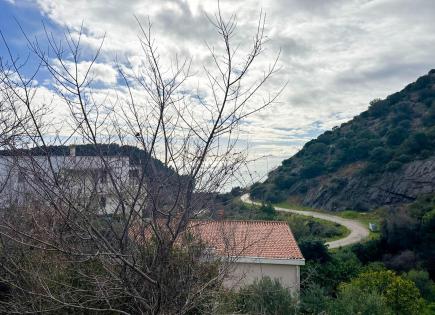 Земля за 405 000 евро в Петроваце, Черногория